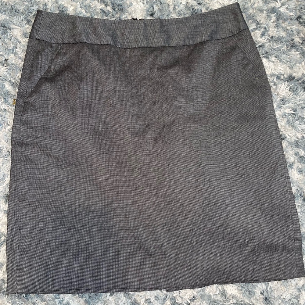 Banana republic pencil skirt